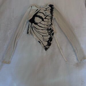 Asymmetrical Bershka Cream and Black Butterfly Top